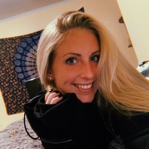 Meet your Posher, Sara